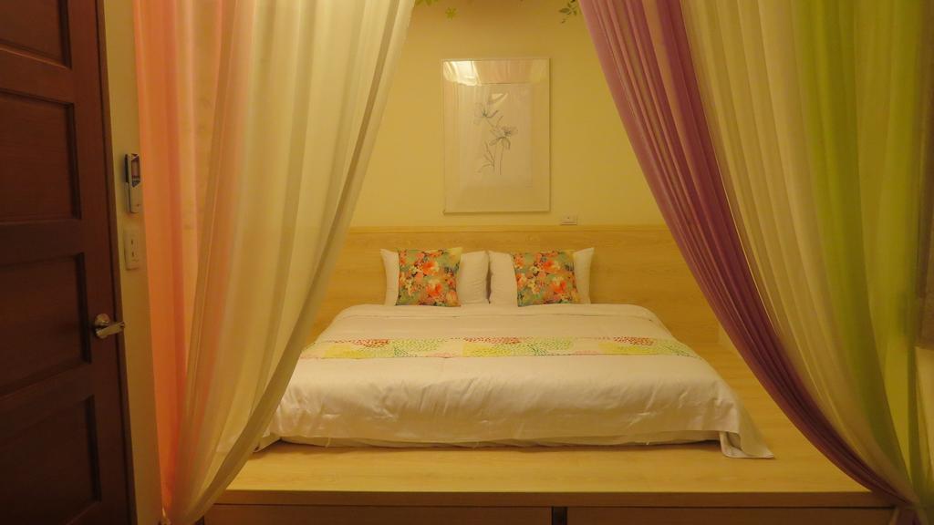 Slower Life B&B Цзяоси Номер фото