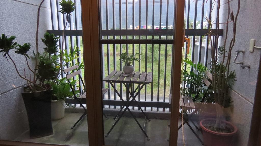 Slower Life B&B Цзяоси Номер фото